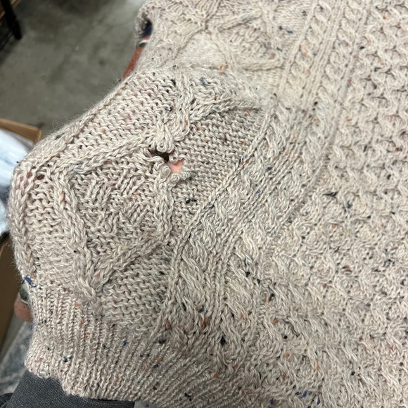 Aran Crafts Sweater Mens M Oatmeal 100% Wool Cable Knit Ireland Fisherman Chunky - Picture 6 of 7